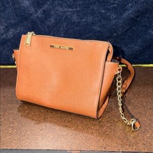 Steve Madden Crossbody with Gold Chain